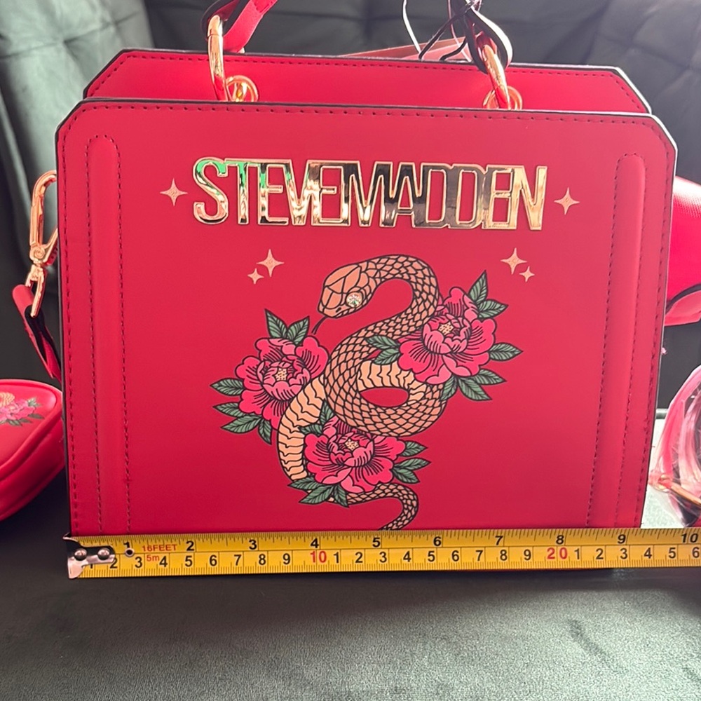 *RARE* Steve Madden Red Bevelyn Purse Lunar New Year Year of the Snake - Picture 12 of 15